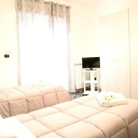 With 2 Bedrooms In With Wifi Διαμέρισμα *