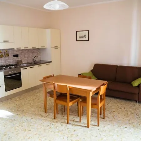 With 2 Bedrooms In With Wifi * Lamezia Terme